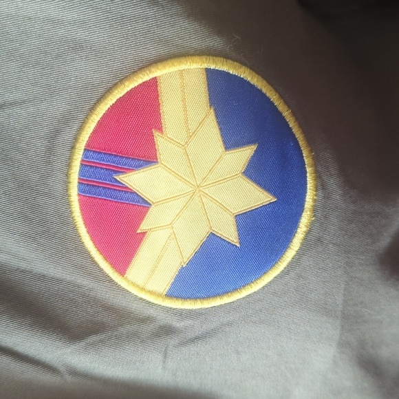 Her Universe Marvel Ms. Marvel Patch Anorak army green Women's Jacket Sz M - Picture 5 of 11